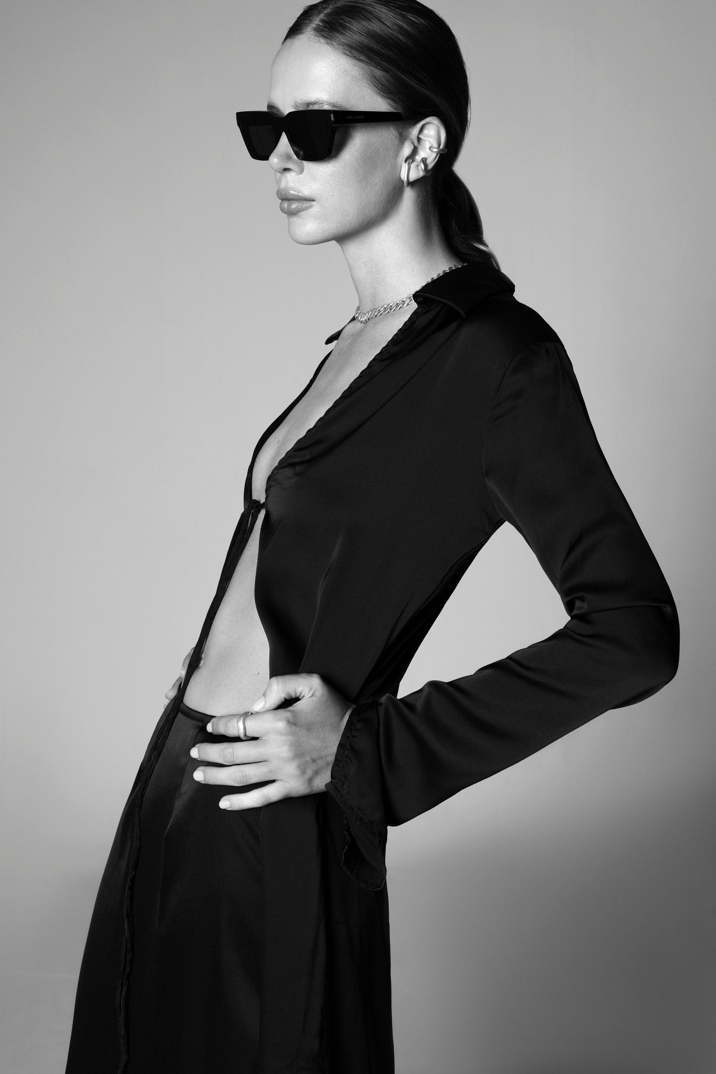Blouse tie long
