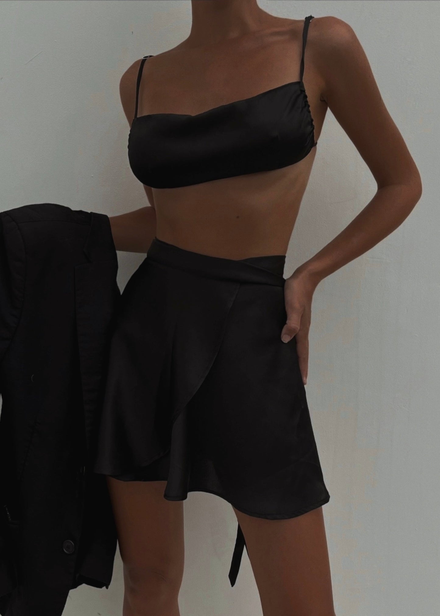 Bra line silk (for rent)