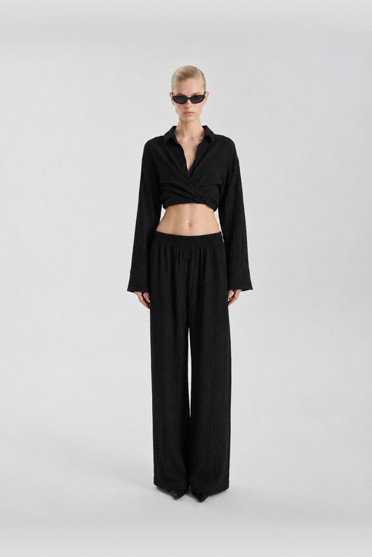 Linen suit in black