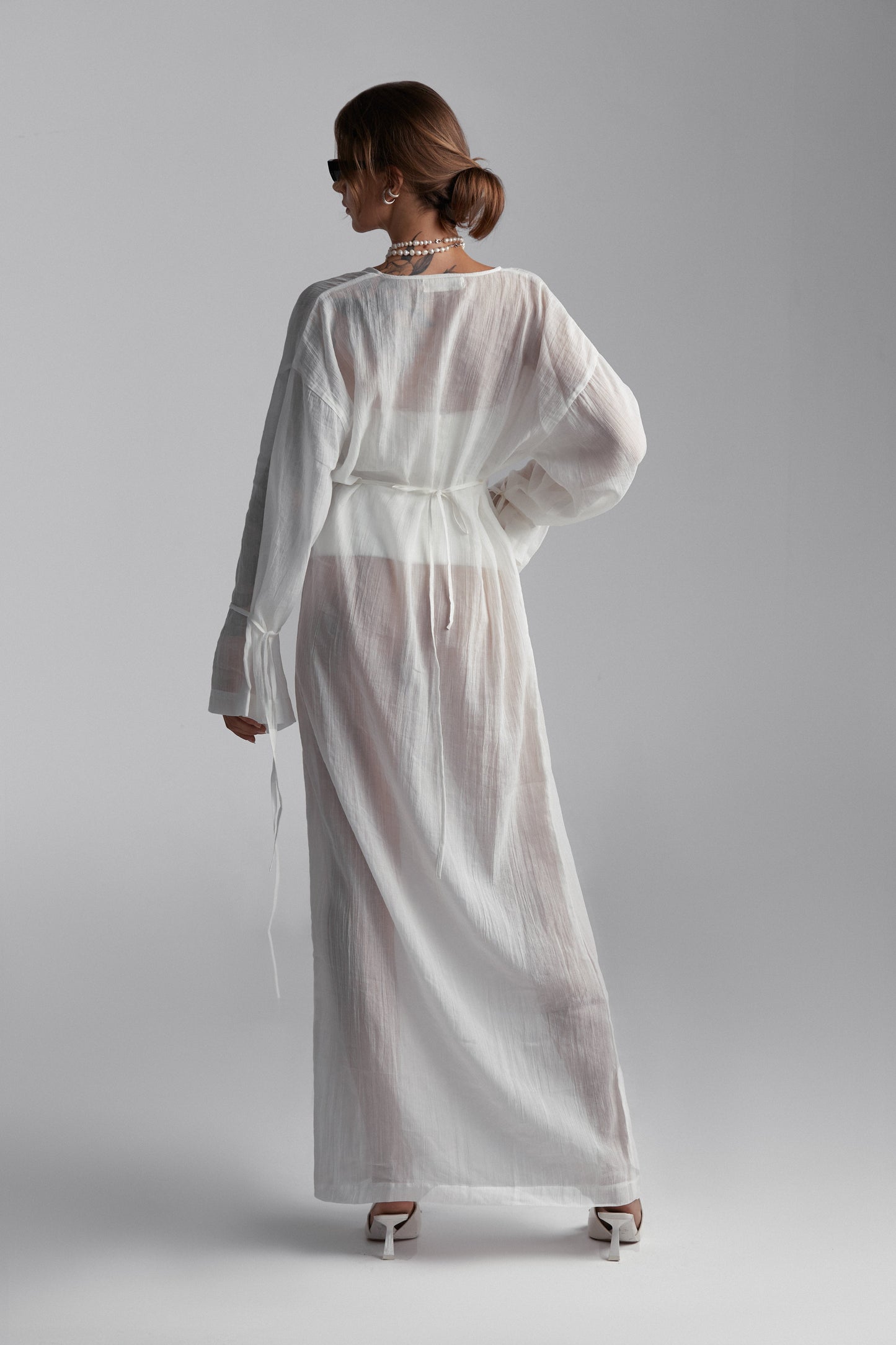 White linen kimono-dress (for rent)