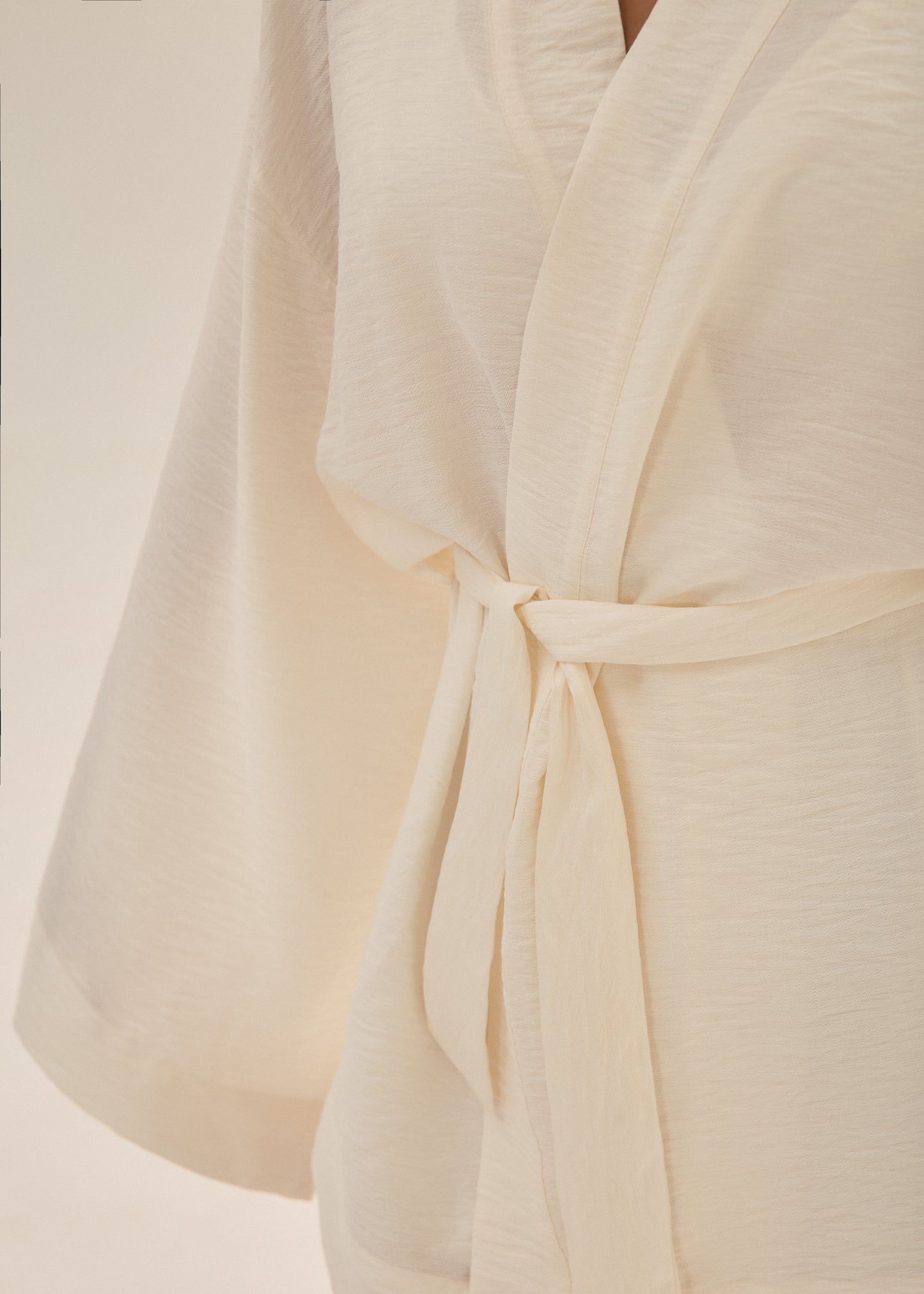 Short kimono linen