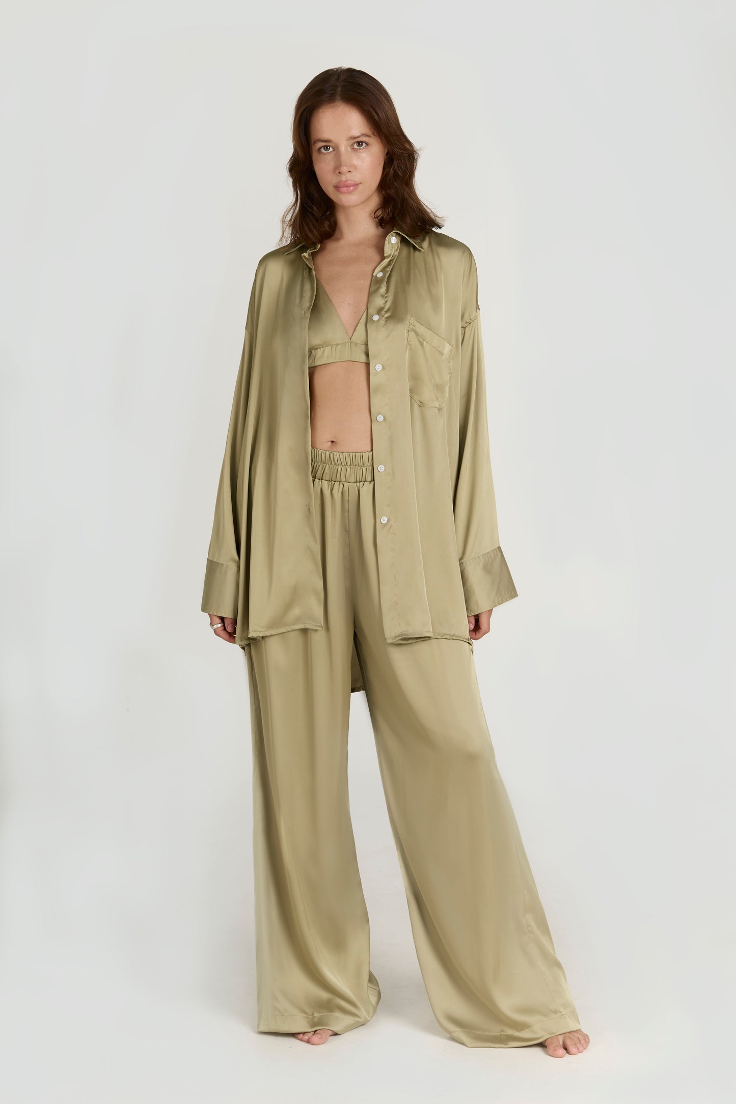 Silk shirt olive