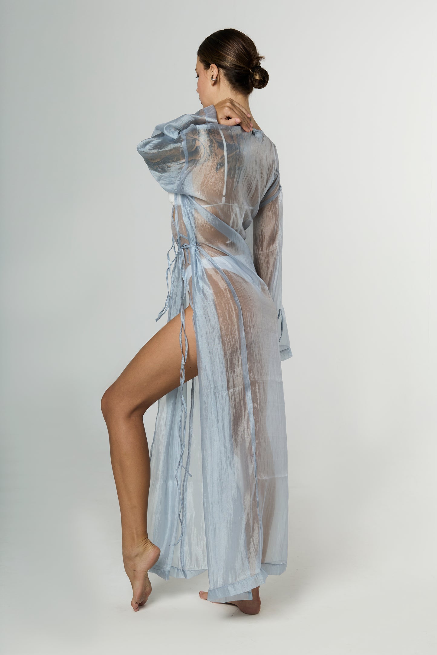 Kimono-dress veil