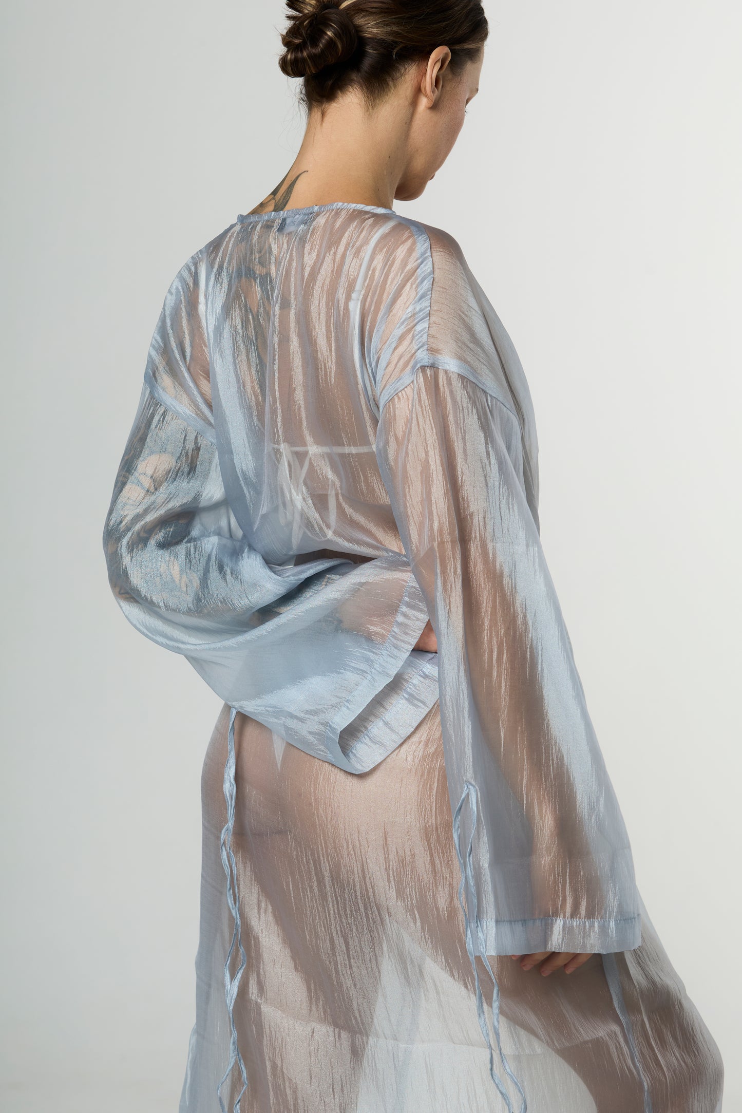 Kimono-dress veil